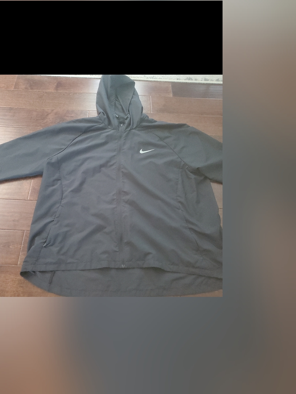 Nike Men's Black Hooded Performance Jacket with Swoosh Size 3XL wind Breaker